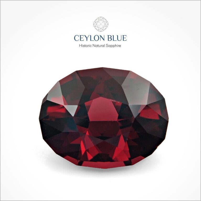 Orange Red Almandine Garnet 5.05ct Oval Shape - CB 0047