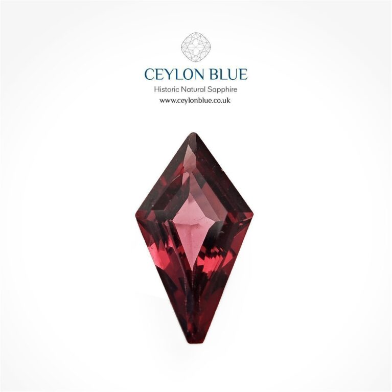 Red Almandine Garnet 0.80ct Fancy Shape - CB 0097