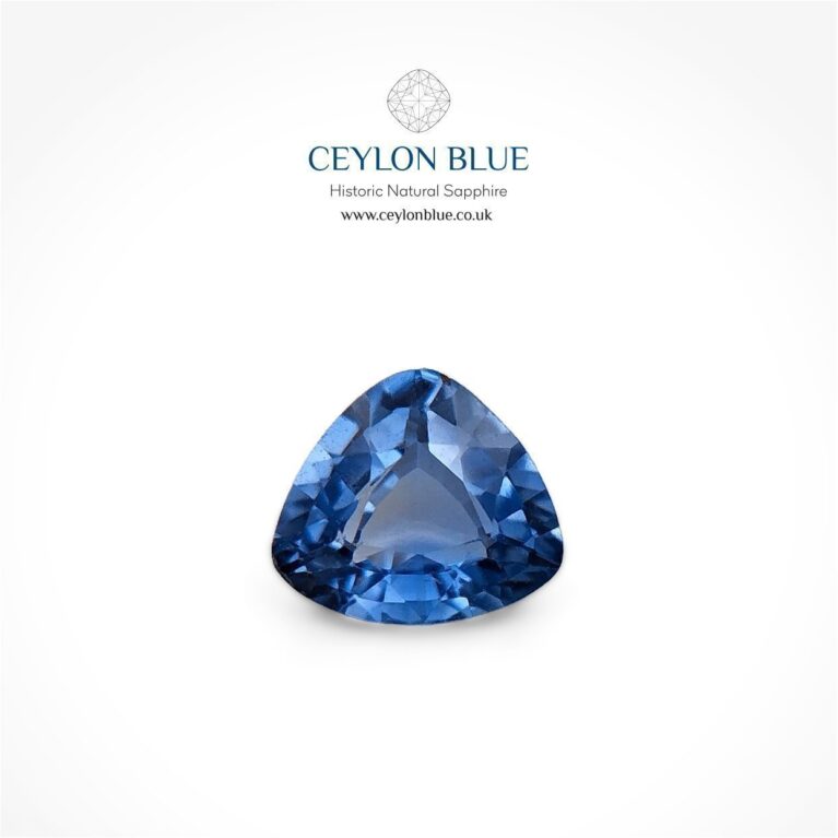 Cornflower Blue Sapphire 0.35ct Trillion - CB 0115